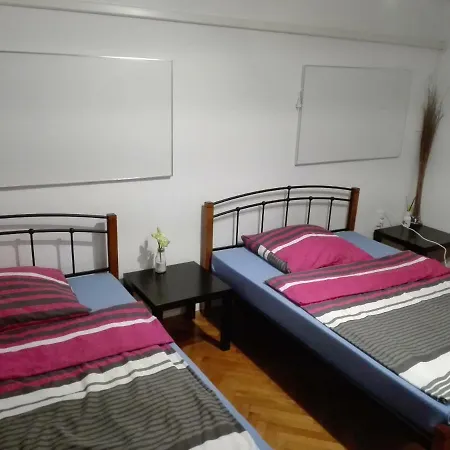 Apartman Veruda شقة بولا
